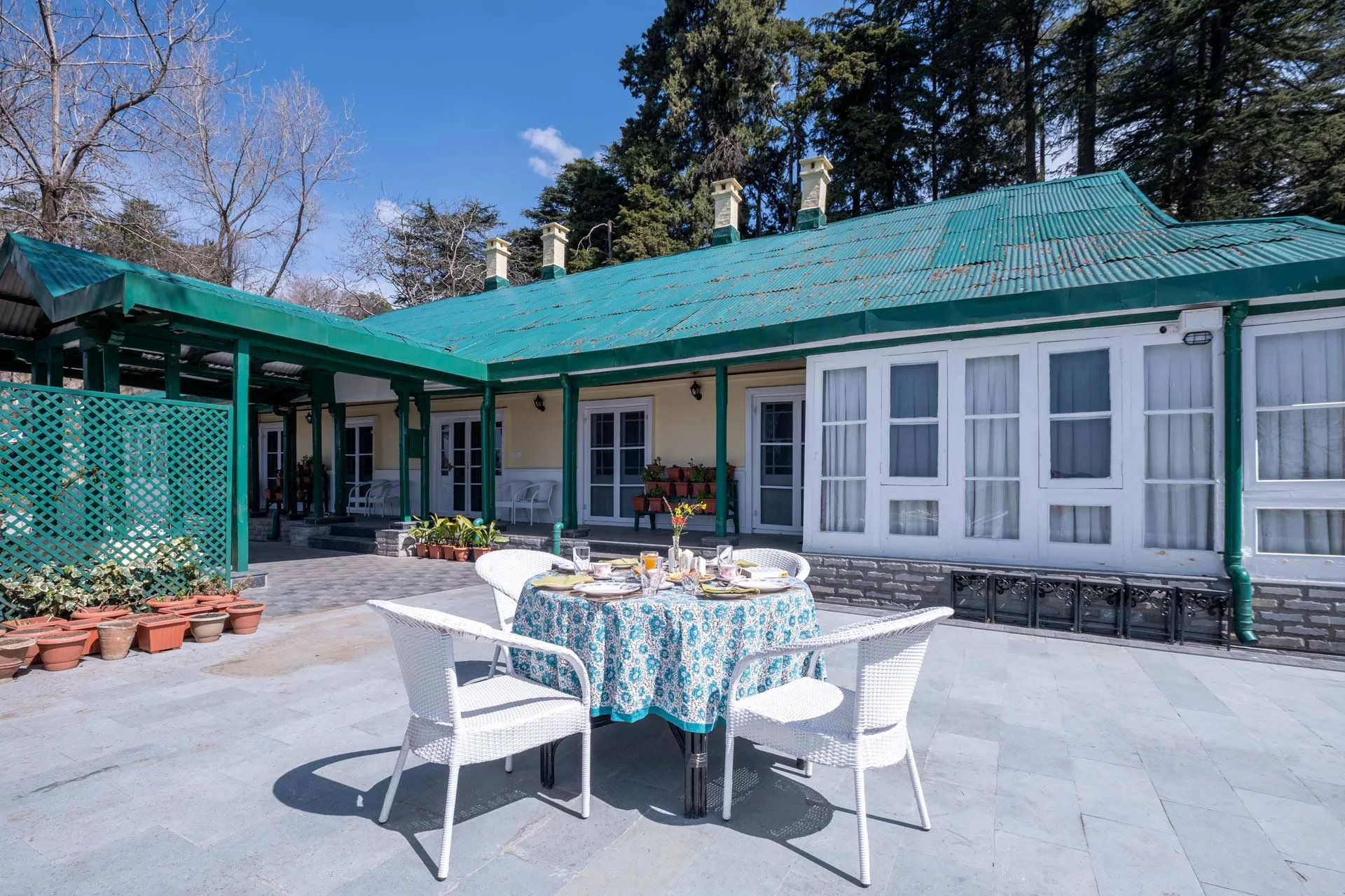 Rose Cottage, Shimla - Exteriors Of The Property & Gardens