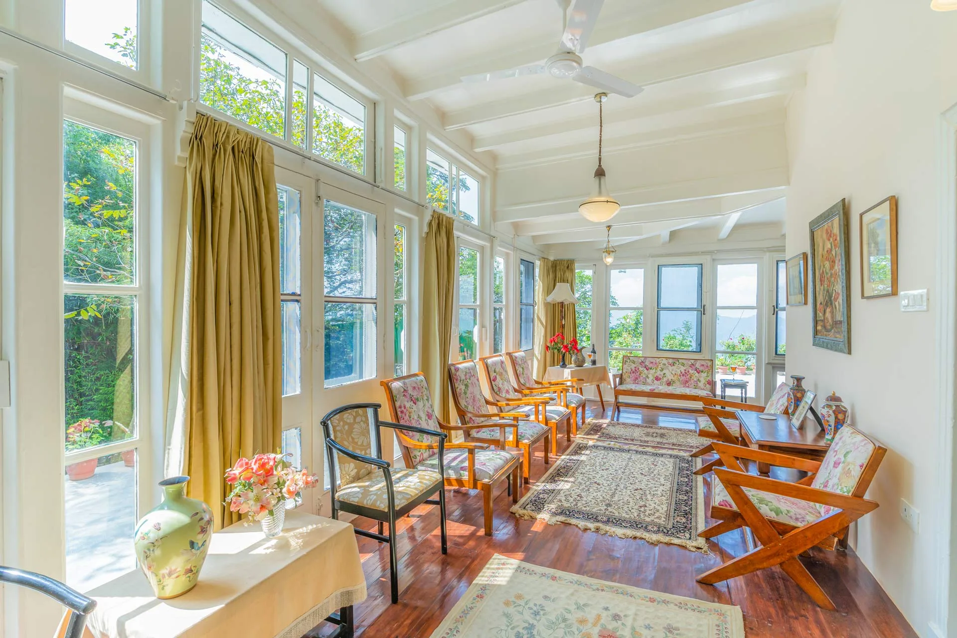 Rose Cottage, Shimla - Glass Room