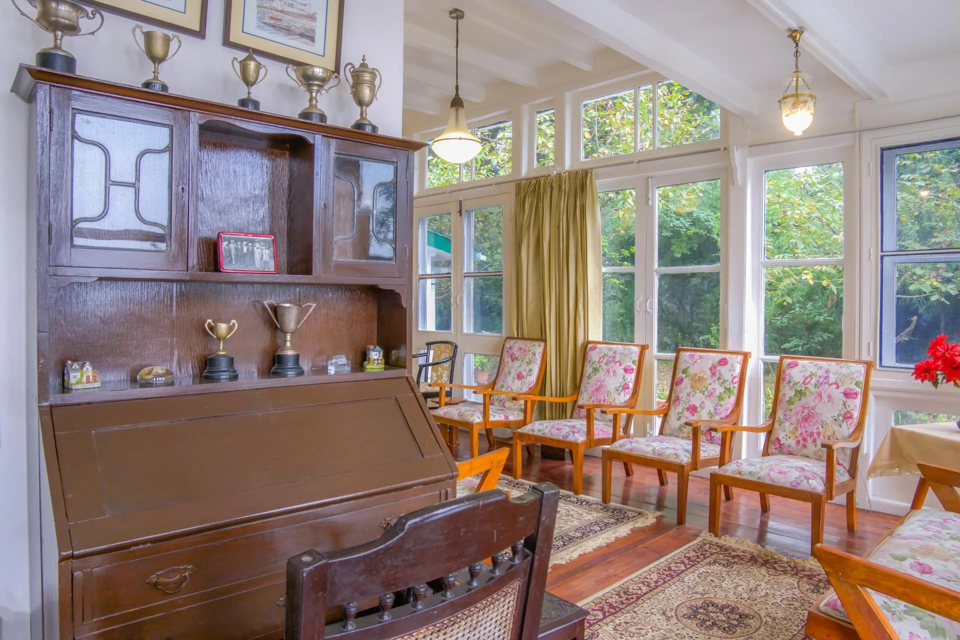 Rose Cottage, Shimla - Glass Room